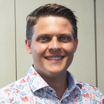 Auf dem Foto ist der SPD-Politiker Aaron Spielmanns zu sehen.