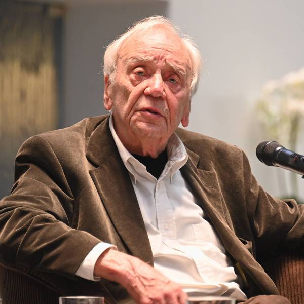 Der Schriftsteller Jürgen Becker beim Empfang im Kölner Rathaus anlässlich seines 90. Geburtstags