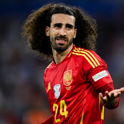 Spaniens Marc Cucurella hatte beim EM-Halbfinale gegen Frankreich einen schweren Stand.