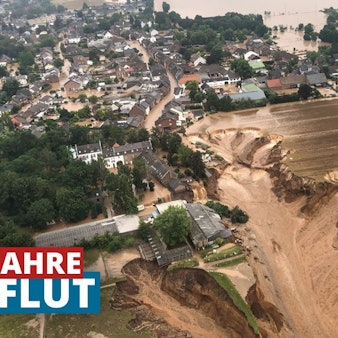 Luftbild: Die Zerstörungen durch die Flutkatastrophe in Erftstadt-Blessem vom Juli 2021