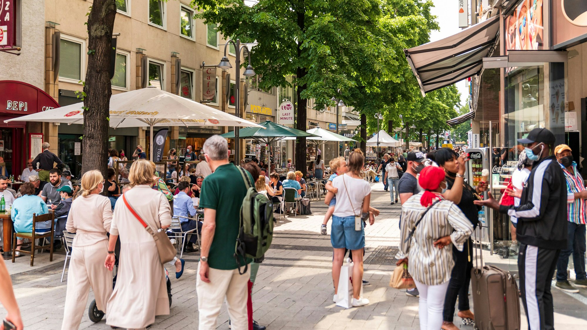 Blick in die Breite Straße