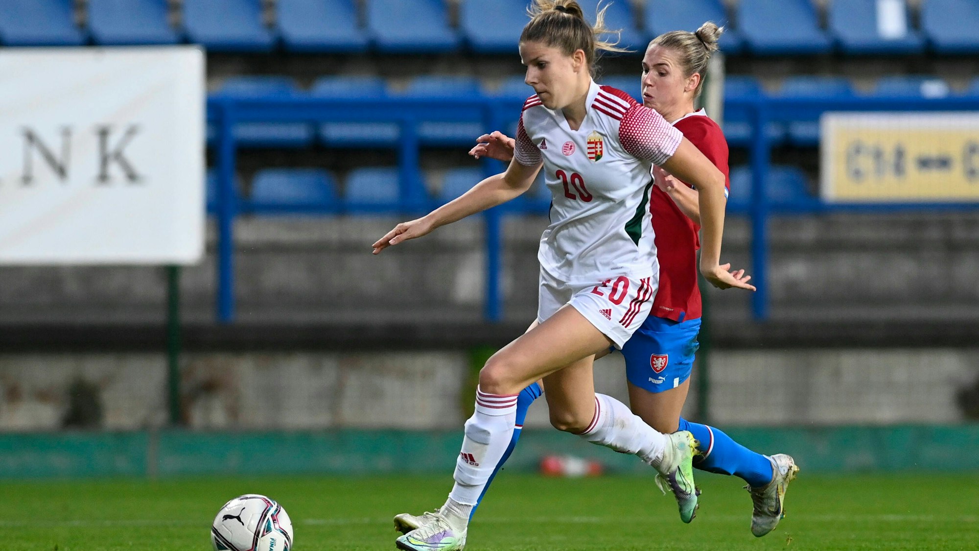 Lilla Turanyi of Hungary, left, and Tereza Krejcirikova of Czech Republic in action during the friendly match Czech Republic vs Hungary in Zlin, Czech Republic, October 7, 2022. CTKxPhoto/DaliborxGluck CTKPhotoP2022100708391 PUBLICATIONxNOTxINxCZExSVK dg007A
