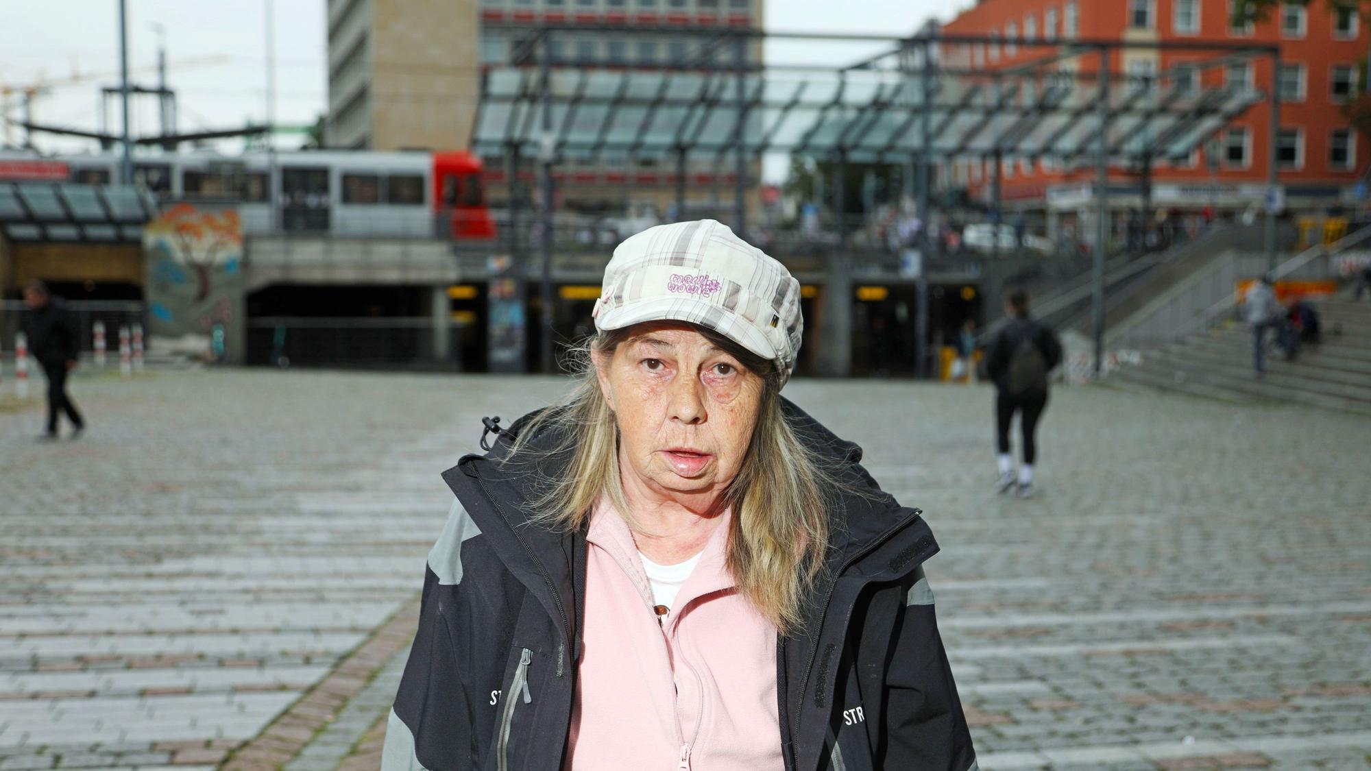 Linda Rennings auf dem Wiener Platz.