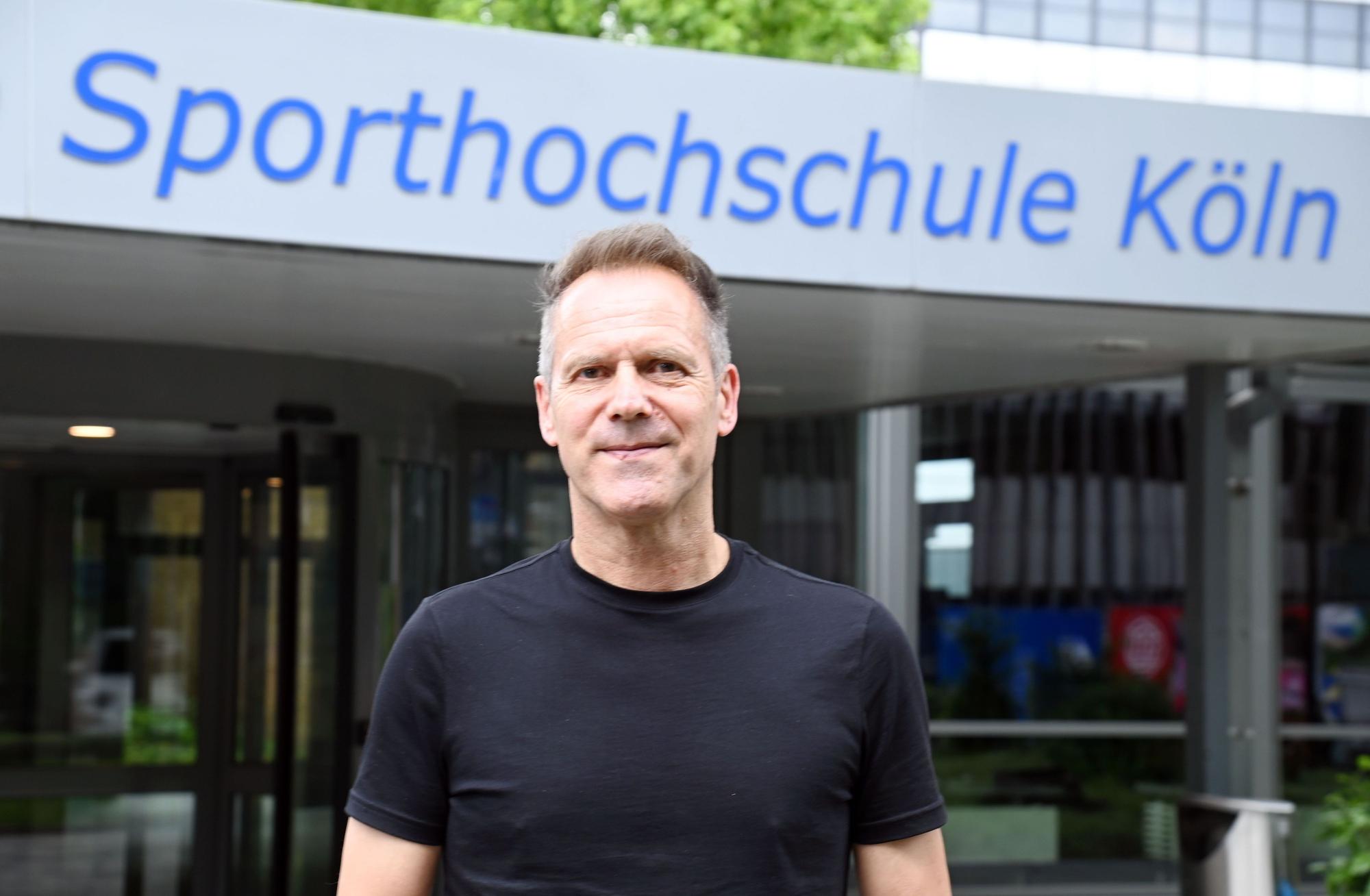 Rektor der Deutschen Sporthochschule Köln: Ansgar Thiel lebt seit etwas mehr als zwei Jahren in Köln. Er war zuvor an der Uni Tübingen.