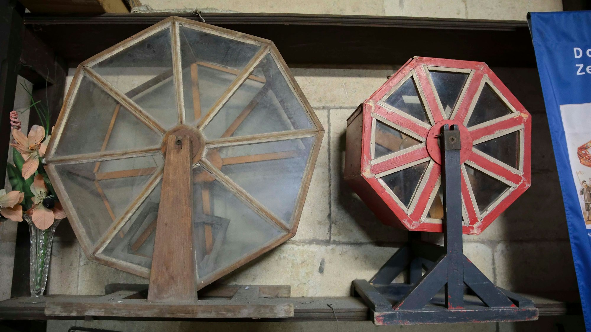 Lostrommeln der Dombaulotterie.