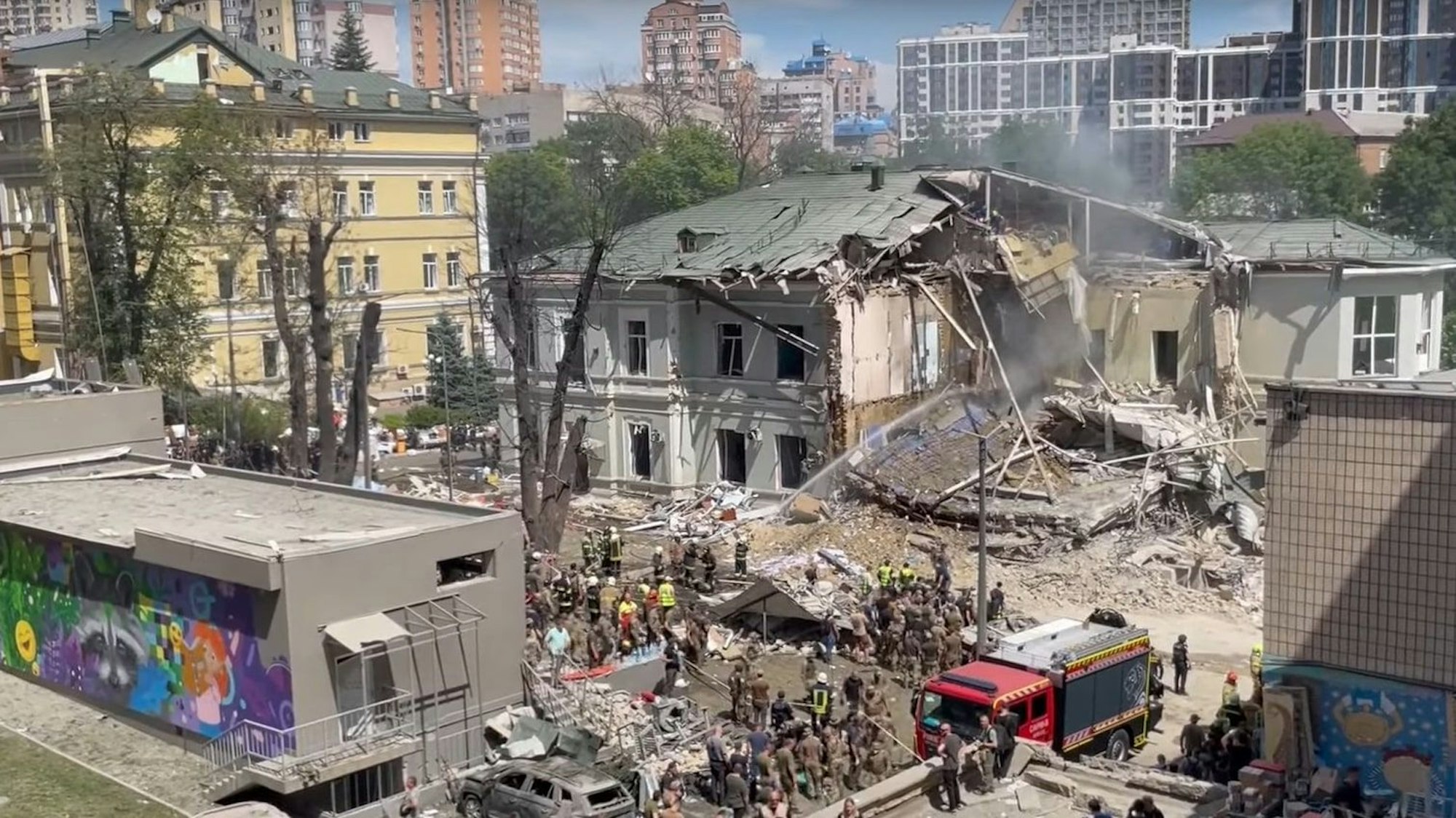 Das in Teilen zerstörte Okhmatdyt Kinderkrankenhaus in Kiew nach einem russischen Raketenangriff vom 8. Juli