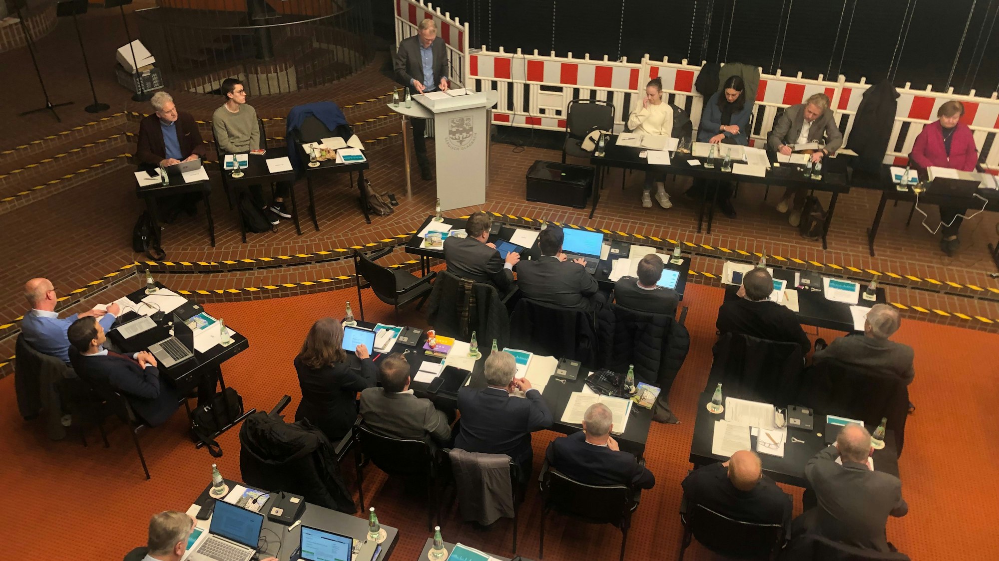 Auch die kleineren Parteien im Bergisch Gladbacher Rat fürchten, Sitze zu verlieren.