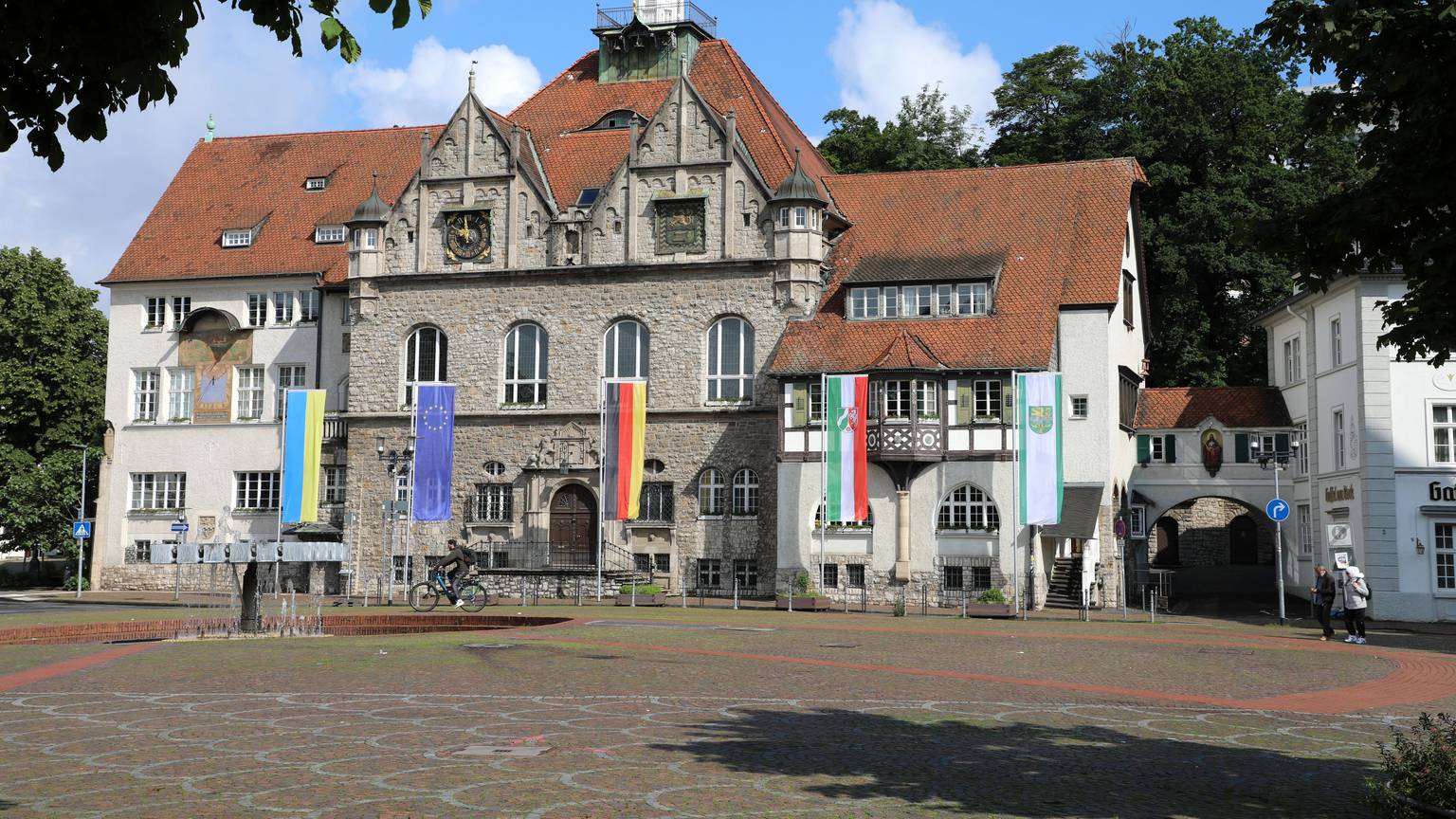 Bergisch Gladbacher Rathaus in der Innenstadt am - die Gladbacher Politik ist zerstritten wie nie.