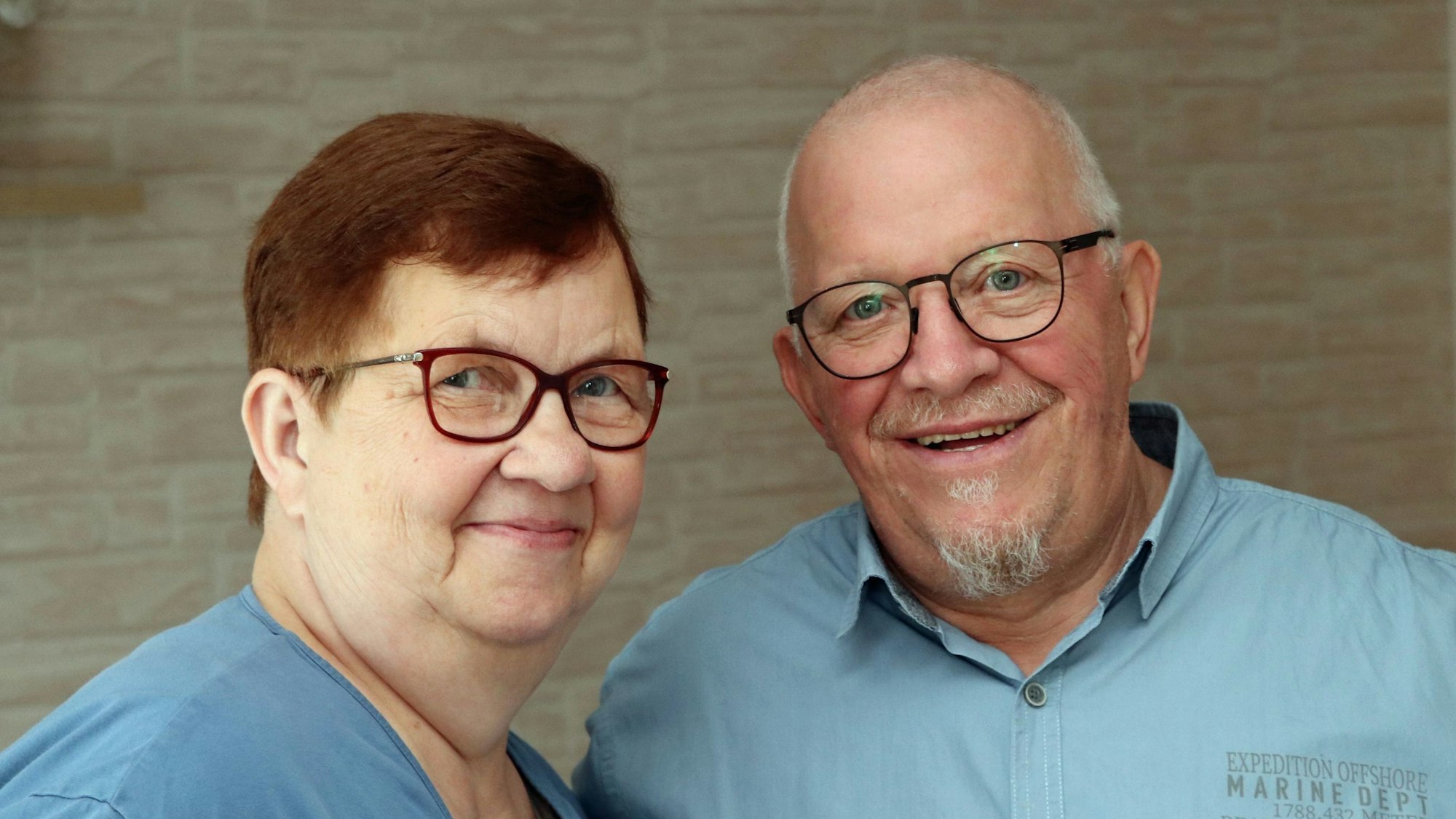 Das Foto zeigt das Goldhochzeitspaar.