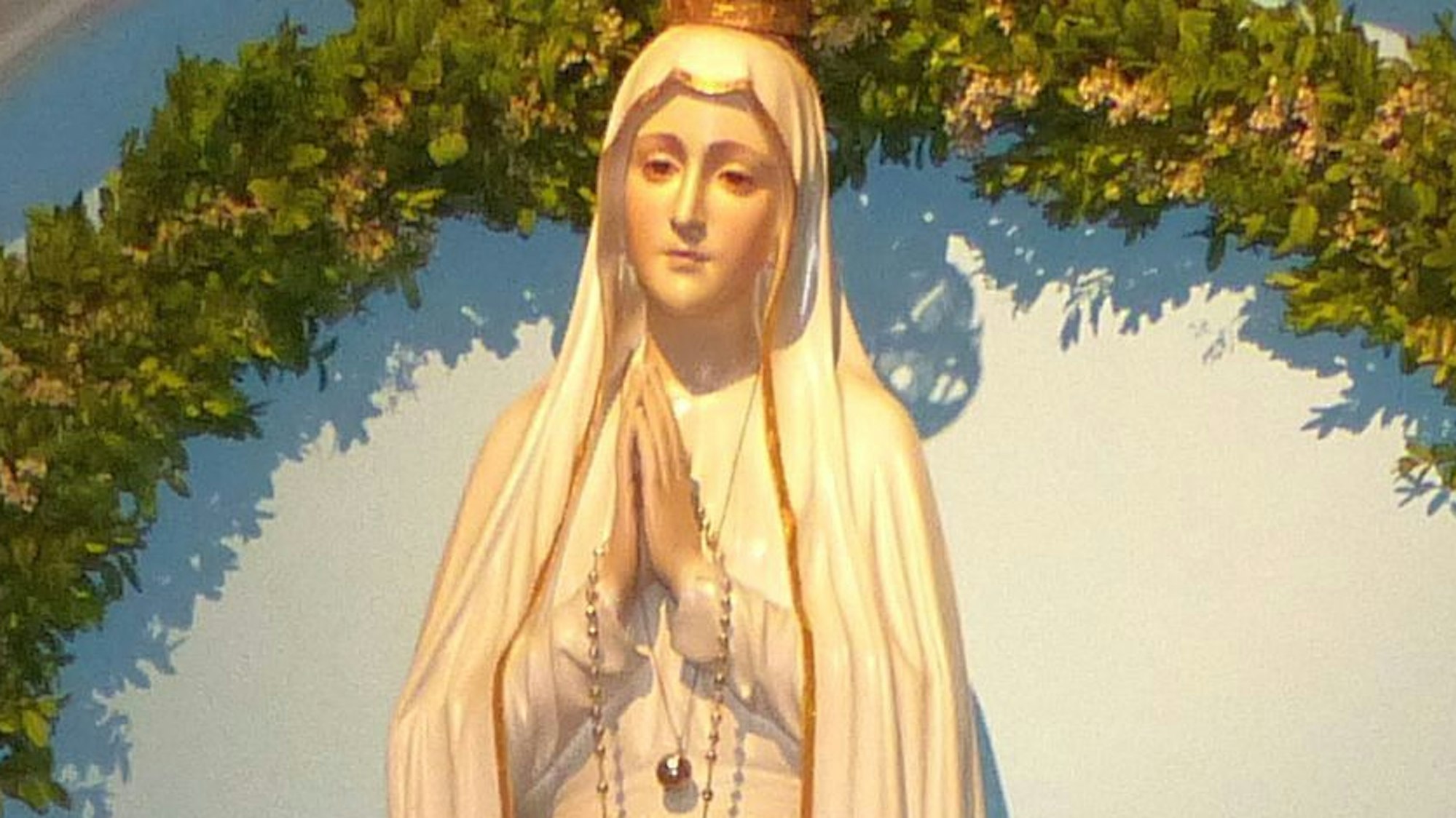 Seit 70 Jahren wird die Madonna von Fatima in der Wallfahrtskirche von Alzen in der Gemeinde Morsbach verehrt. Jetzt wird das Jubiläum mit einer Kleinen Gnadenwallfahrt durch den Sendungsraum Oberberg-Süd gewürdigt.