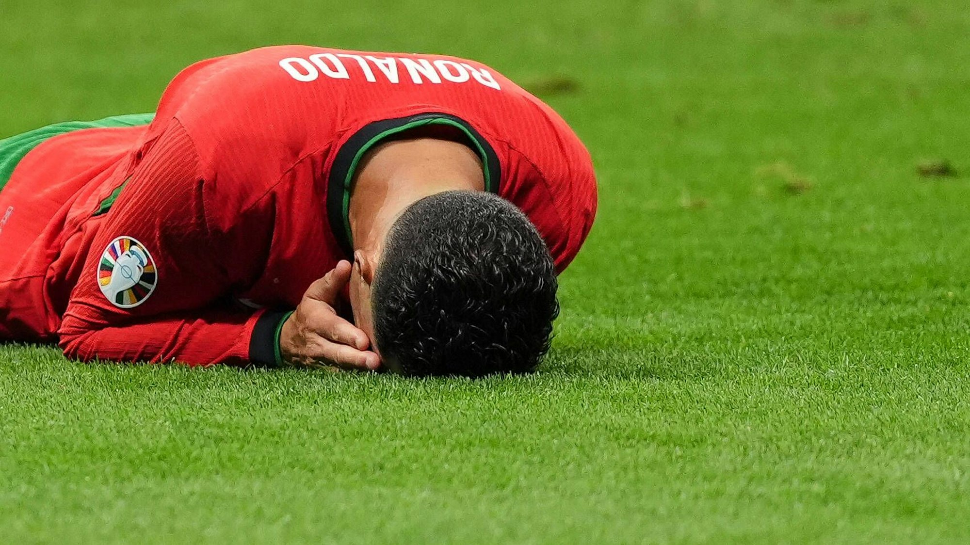 Portugal v Slovenia - UEFA EURO, EM, Europameisterschaft,Fussball 2024 - Round of 16 - Frankfurt Arena Portugal s Cristiano Ronaldo reacts during the UEFA Euro 2024, round of 16 match at the Frankfurt Arena in Frankfurt, Germany. Picture date: Monday July 1, 2024. Use subject to restrictions. Editorial use only, no commercial use without prior consent from rights holder. PUBLICATIONxNOTxINxUKxIRL Copyright: xBradleyxCollyerx 76721084
