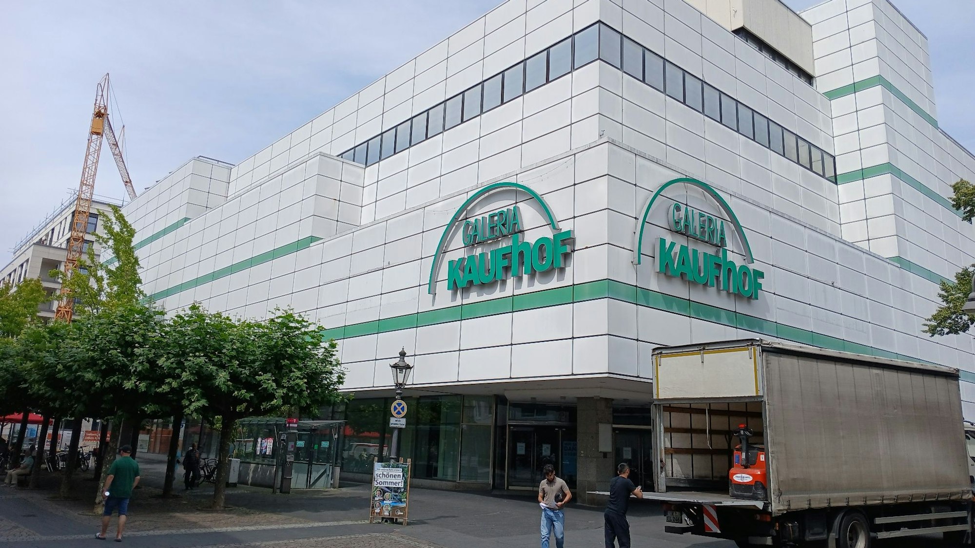 Das ehemalige Kaufhof-Gebäude in der Siegburger Innenstadt.