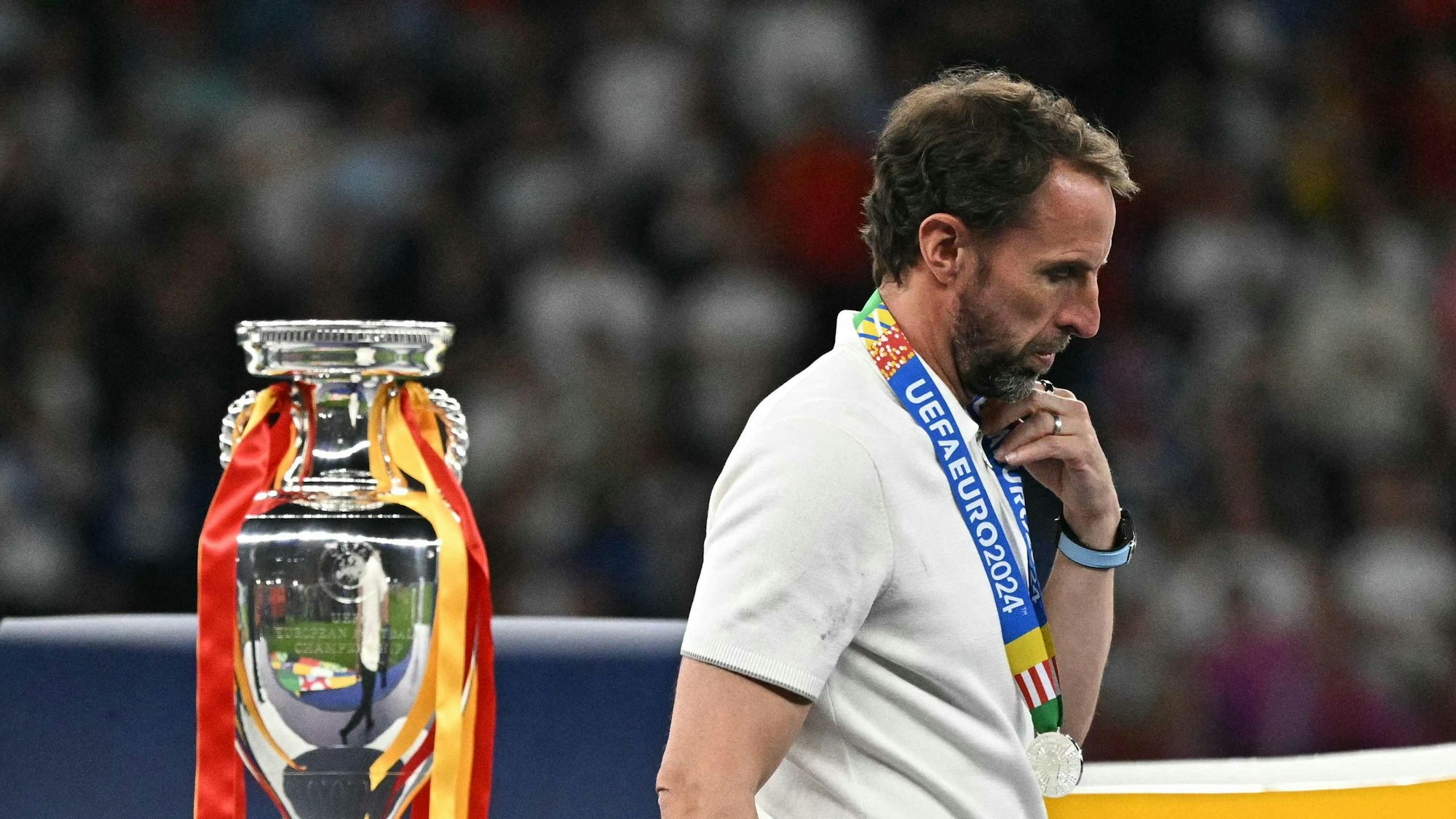 Der englische Nationaltrainer Gareth Southgate ist nach seiner zweiten EM-Finalniederlage in Serie zurückgetreten.