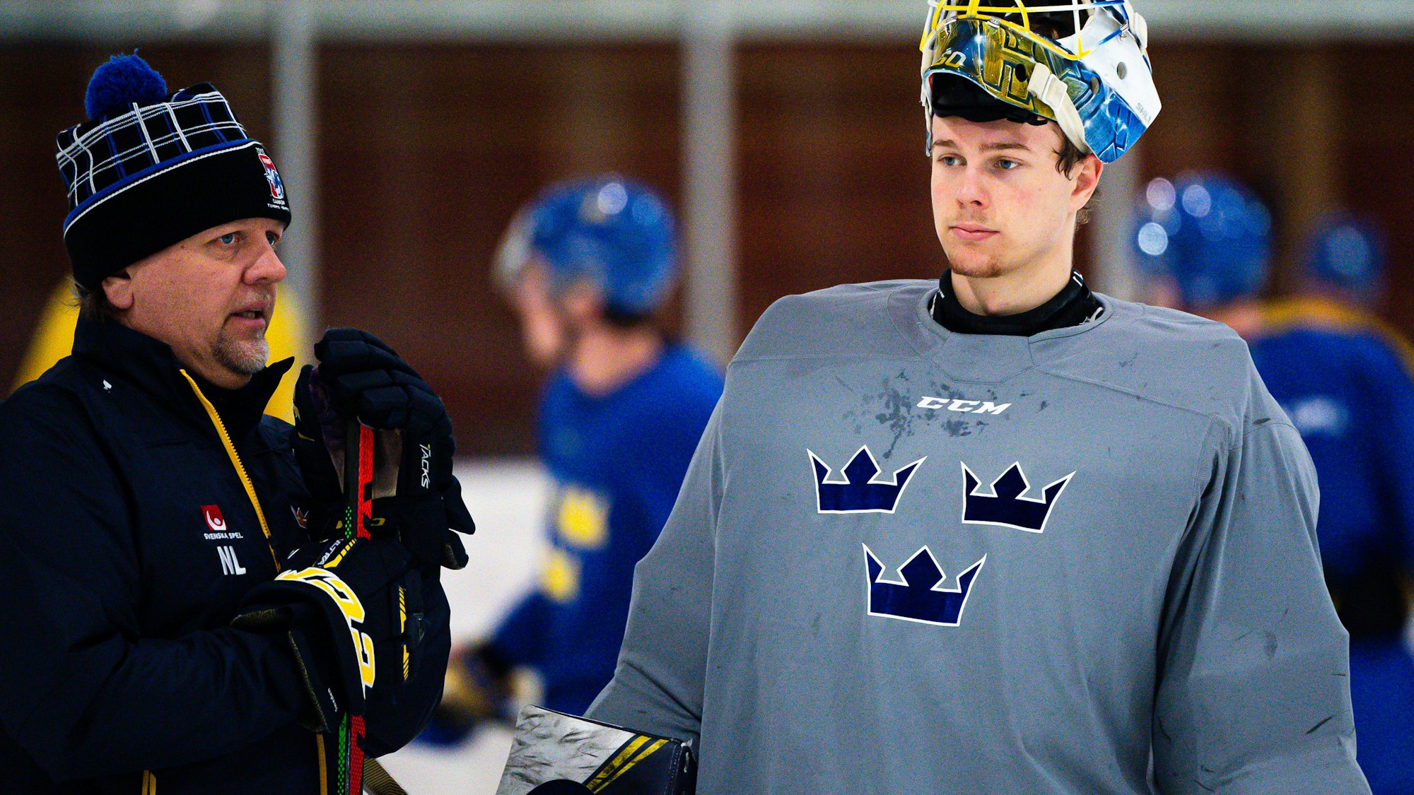 Der Scbwede Nizze Landen (l.) arbeitet künftig als Torwarttrainer in Köln.