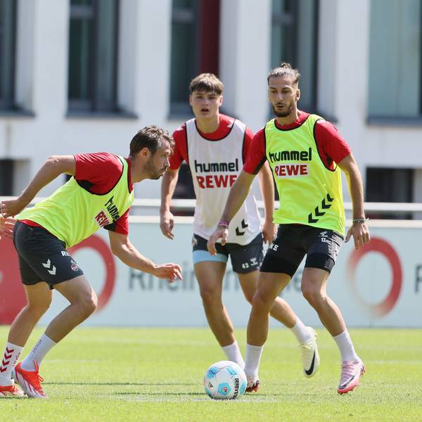 Stark am Ball: FC-Regisseur Mark Uth ist zurück im Mannschaftstraining, um fit zu sein für den Zweitliga-Start.