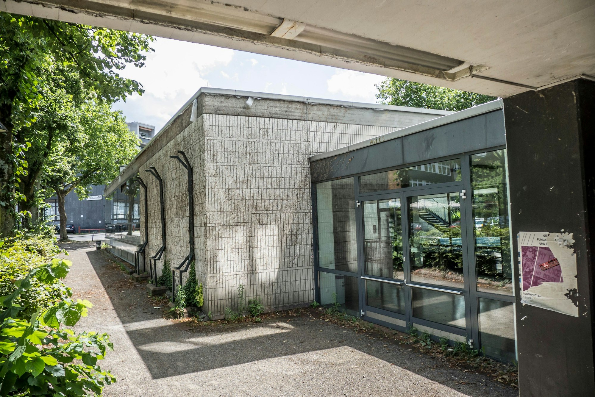 Die Festhalle am Opladener Platz.