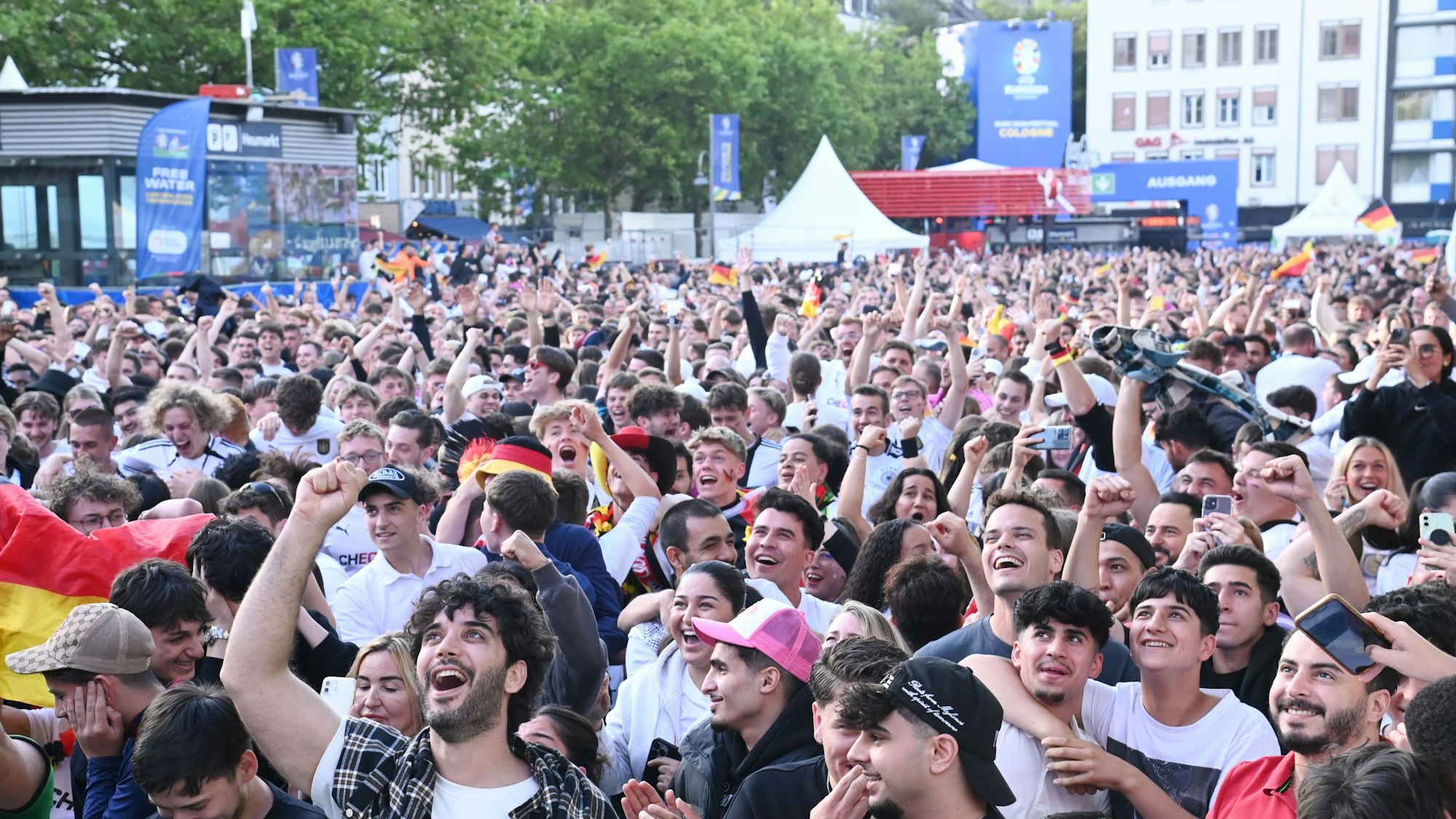 Public Viewing auf dem Heumarkt