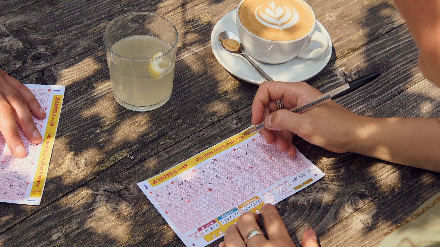 Der Eurojackpot wurde bei der Dienstagsziehung (9. Juli) geknackt: Ein Online-Tipper aus NRW erhält nun rund 98 Millionen Euro.