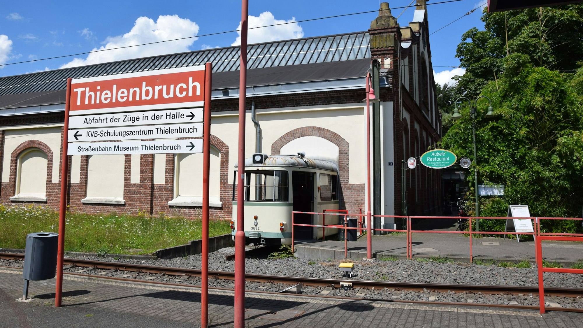 Haltestelle Thielenbruch