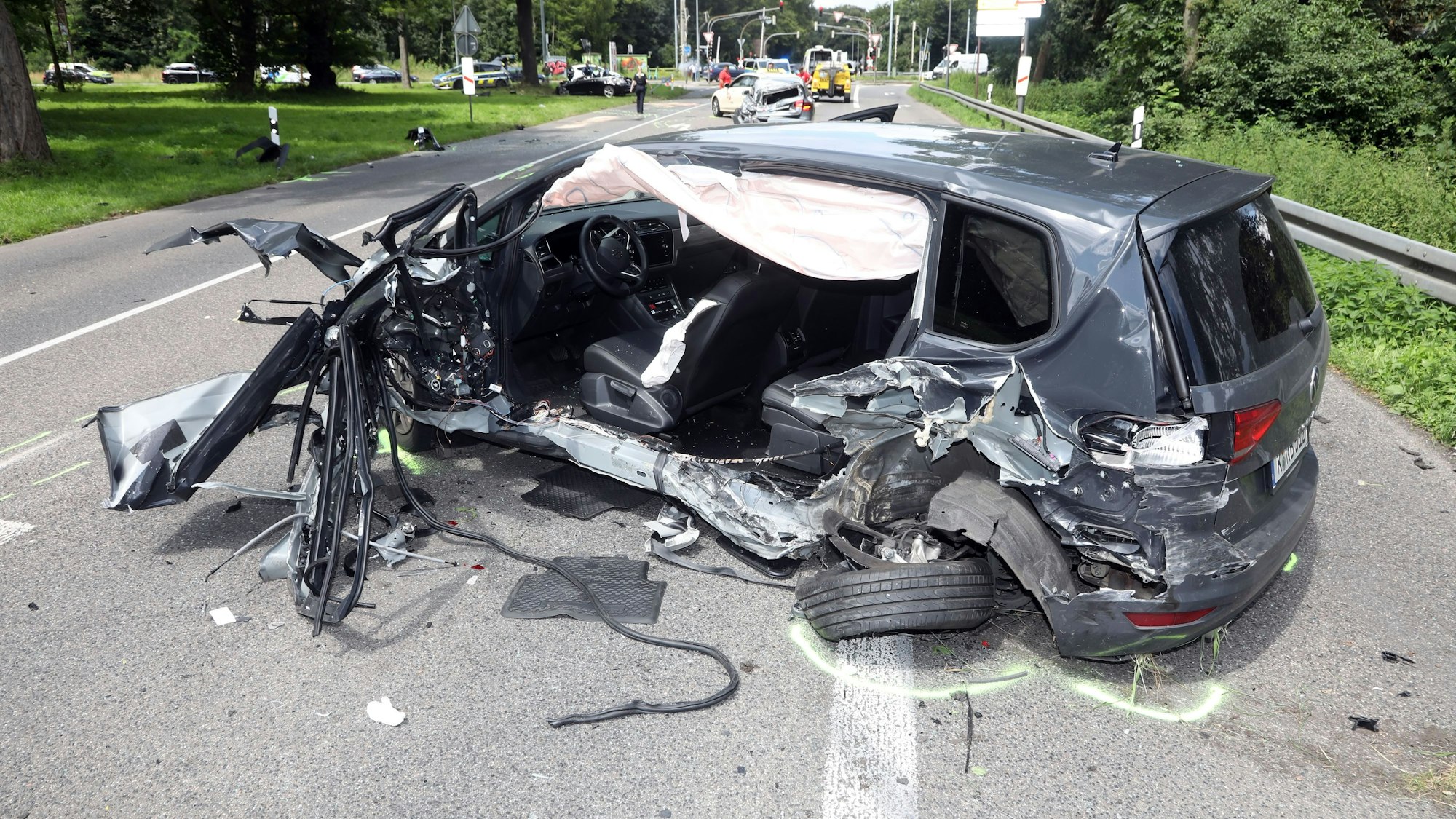 Bei einem schweren Unfall auf dem Militäring Ecke Luxemburger Straße sind mehrer Personen schwer Verletzt wurden.