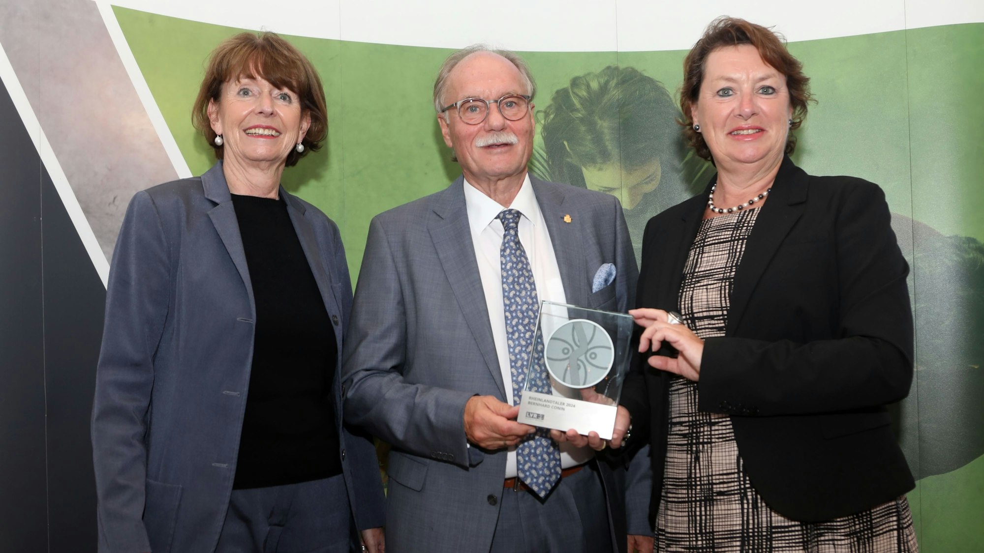 OB Henriette Reker, Bernhard Conin und Anne Henk-Holstein vom LVR