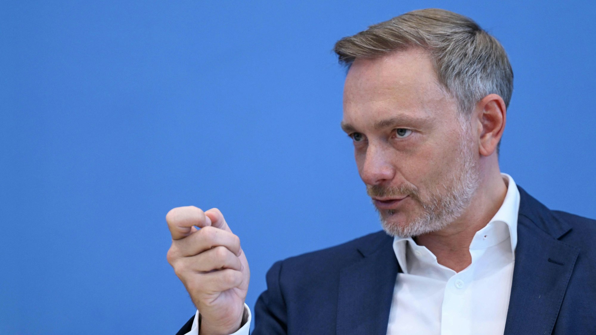 Finanzminister Christian Lindner (FDP) gestikuliert