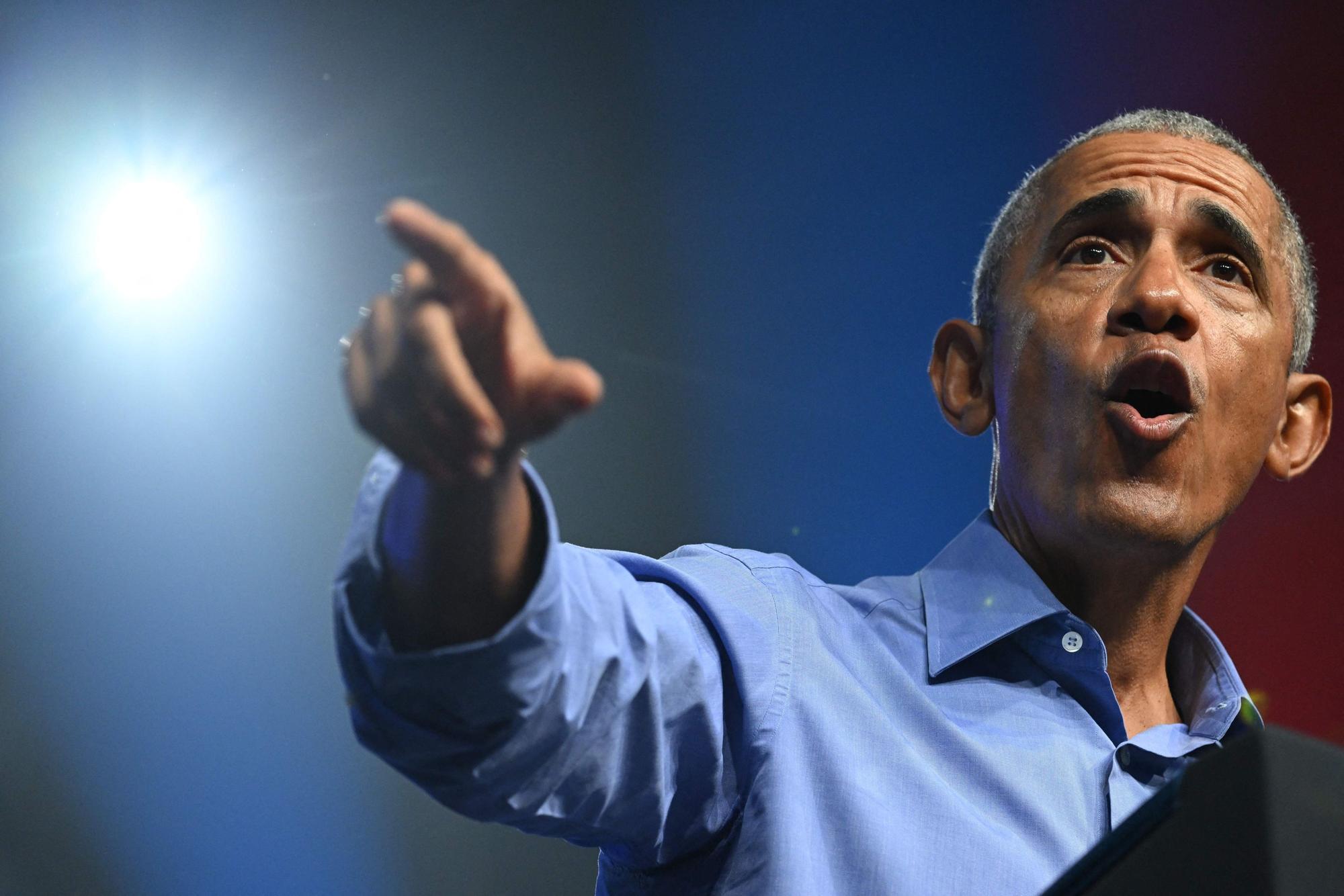 (FILES) Former US President Barack Obama speaks during a rally in support of Democratic US Senate candidate John Fetterman in Philadelphia, Pennsylvania, on November 5, 2022. Obama has told allies that Joe Biden needs to reconsider his reelection bid, the Washington Post reported on July 18, 2024. Obama believes that Biden's path to victory has diminished and that the 81-year-old should "seriously consider the viability of his candidacy," the newspaper said, citing people briefed on his thinking. (Photo by SAUL LOEB / AFP)