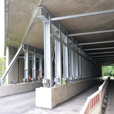 Baustelle-Sperrung-A4- Stau -Umleitung