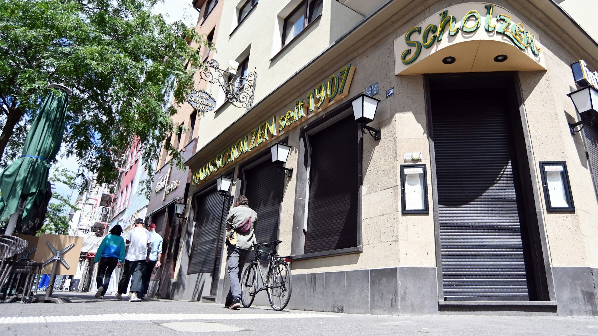 16.07.2024 Köln. Haus Scholzen auf der Venloer Straße. Foto: Alexander Schwaiger