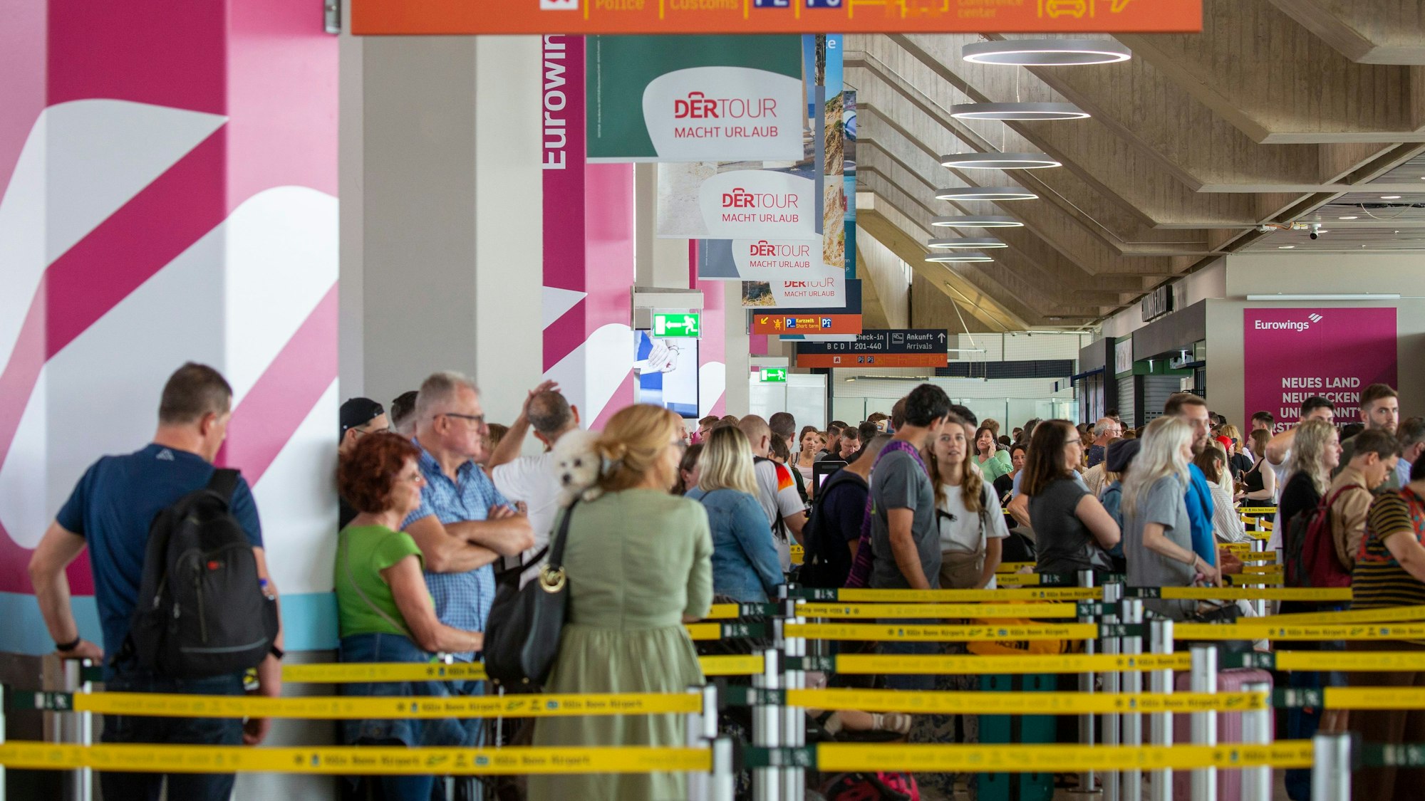 Flughafen Köln/Bonn Betrieb läuft nach ITPanne wieder Kölner Stadt