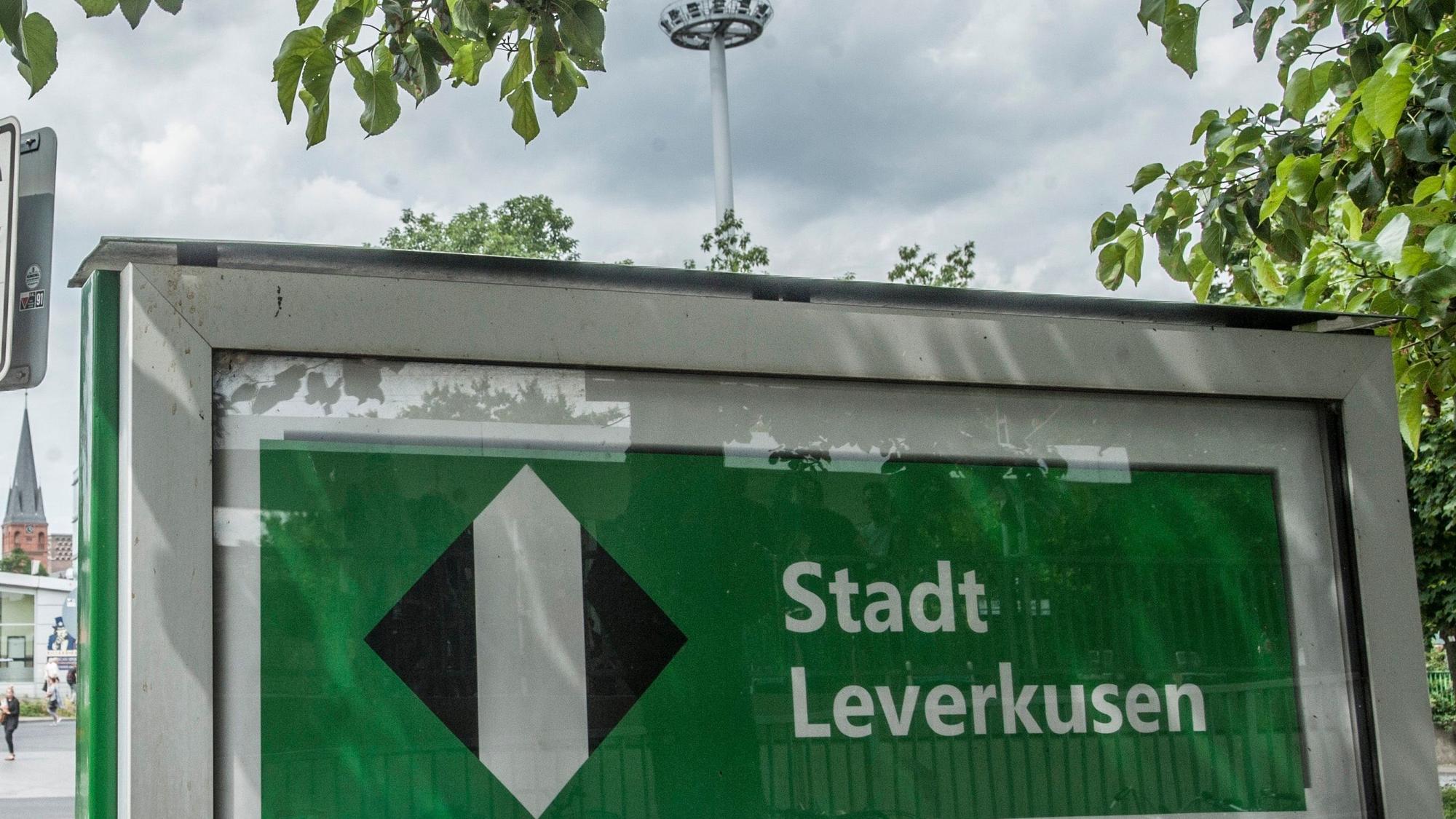 Das satte Grün im grafischen Leverkusener Erscheinungsbild will die Verwaltung austauschen.