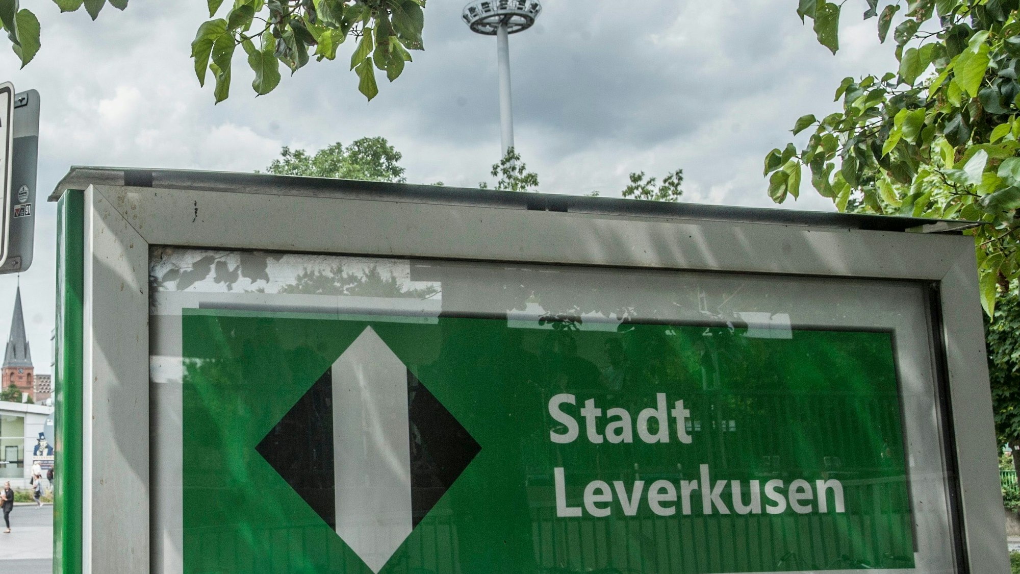 Das satte Grün im grafischen Leverkusener Erscheinungsbild will die Verwaltung austauschen.