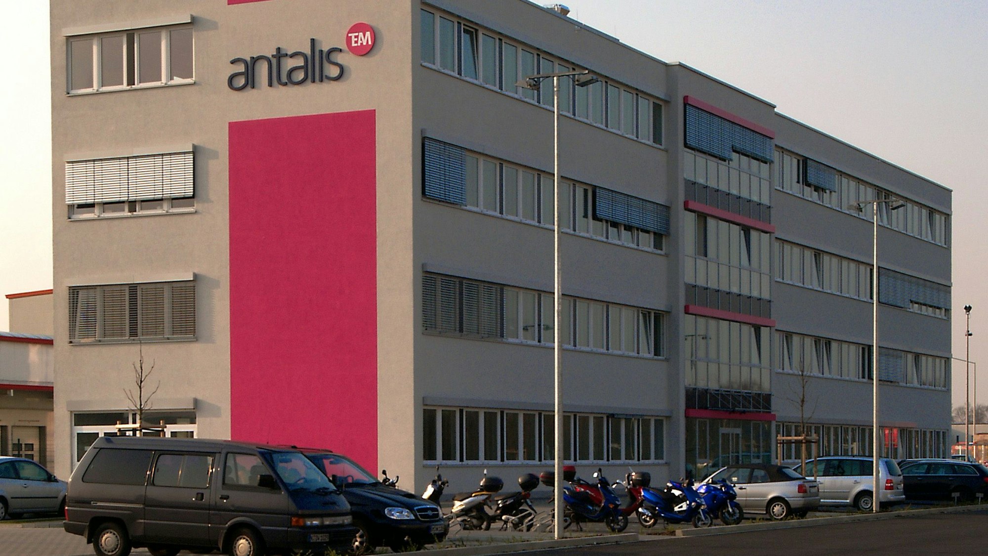 Das Bild zeigt das Firmengebäude von Antalis.