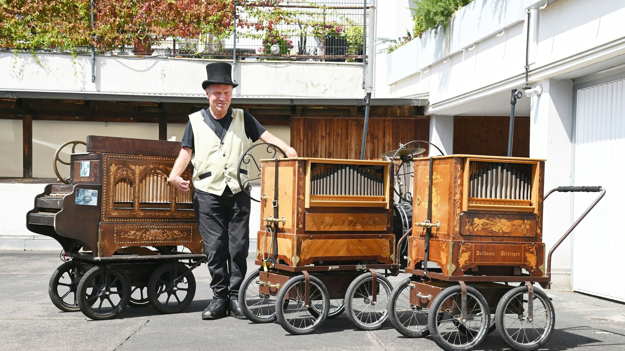 Seine Orgeln stellt Werner Wittpoth in einer Garage in der Nähe des Neumarkt unter.