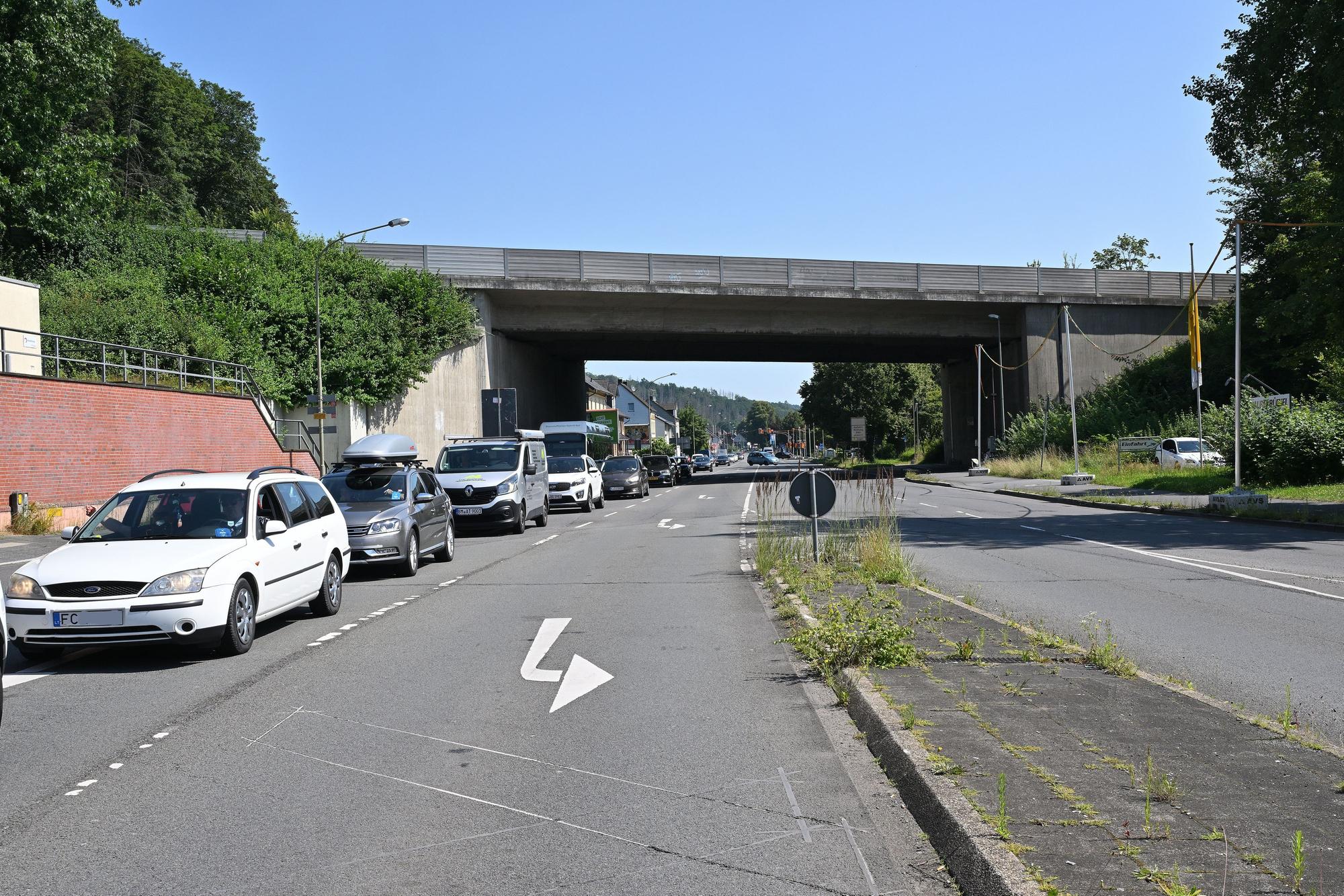 Das Foto zeigt einen kleinen Stau in Untereschbach