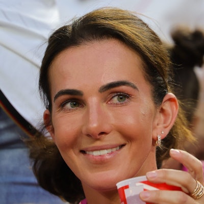 Lisa Müller, Frau von Thomas Müller, auf der Tribüne bei der EM.