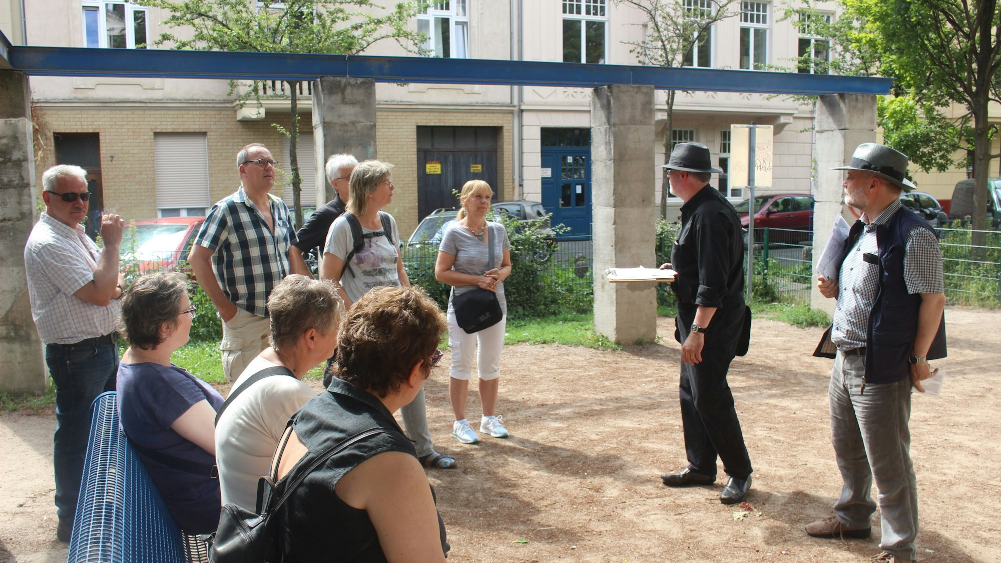 Veedelsrundgang "Loss mer jet durch Neppes jon" des Archivs für Stadtteilgeschichte. FOTO: SCHÖNECK