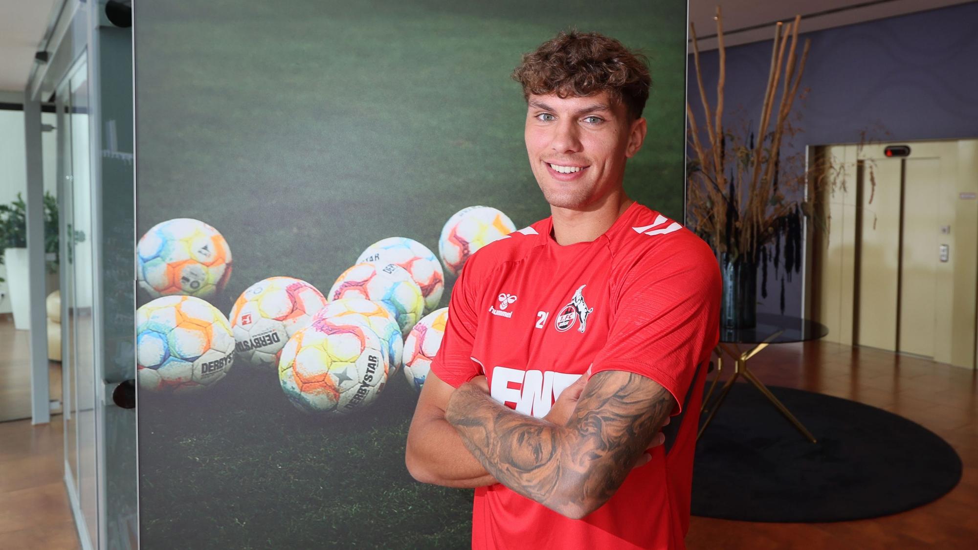 Julian Pauli, Verteidiger des 1. FC Köln, posiert im Teamhotel Spa Resort Styria in Bad Waltersdorf für den Fotografen.