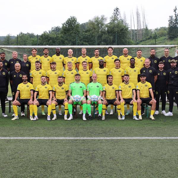 Die Regionalliga-Mannschaft von Eintracht Hohkeppel.