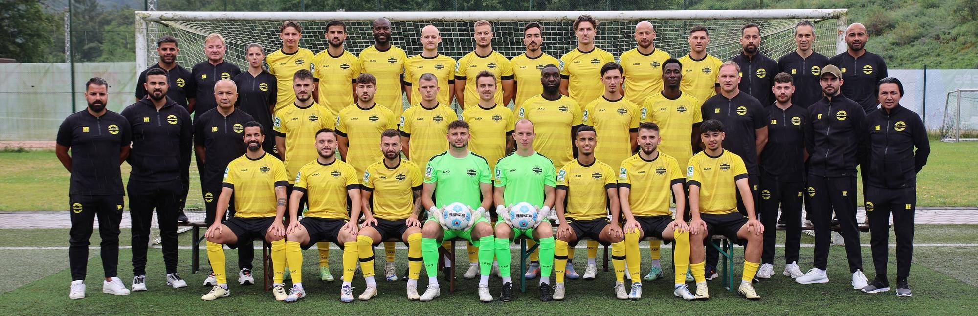 Die Regionalliga-Mannschaft von Eintracht Hohkeppel.