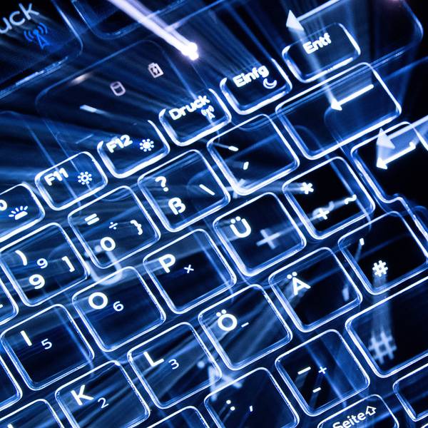 Wegen Datendiebstahls und Computersabotage ist ein IT-Unternehmer aus Bergisch Gladbach verurteilt worden. Das Urteil des Bensberger Amtsgerichts ist noch nicht rechtskräftig.