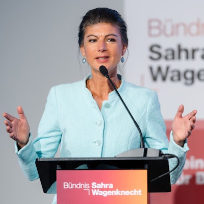 Sahra Wagenknecht, Parteivorsitzende des BSW, spricht beim Parteitag des Bündnis Sahra Wagenknecht in der Arena Steigerwaldstadion.