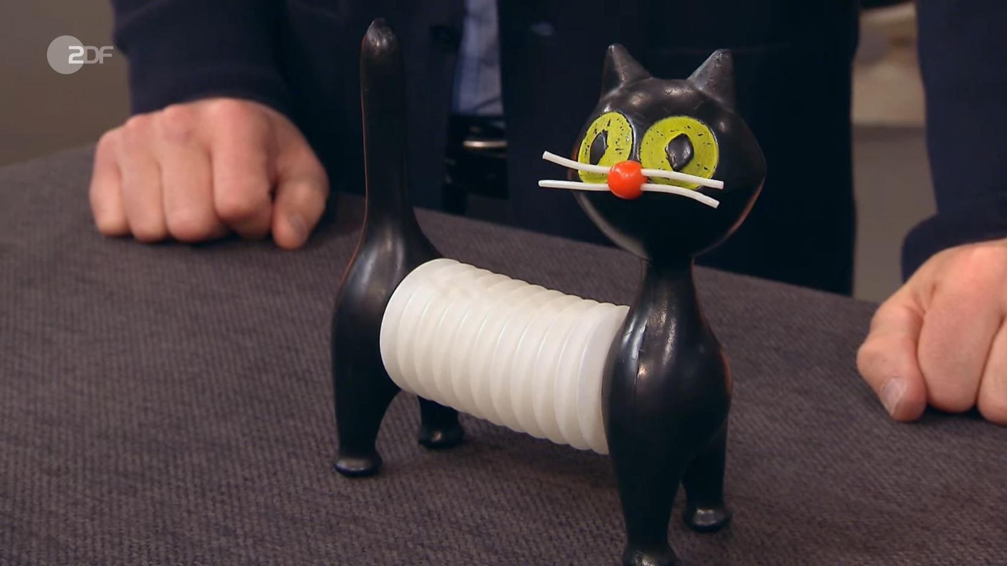 Die Katze der tschechischen Künstlerin Libuše Niklová bei „Bares für Rares“.