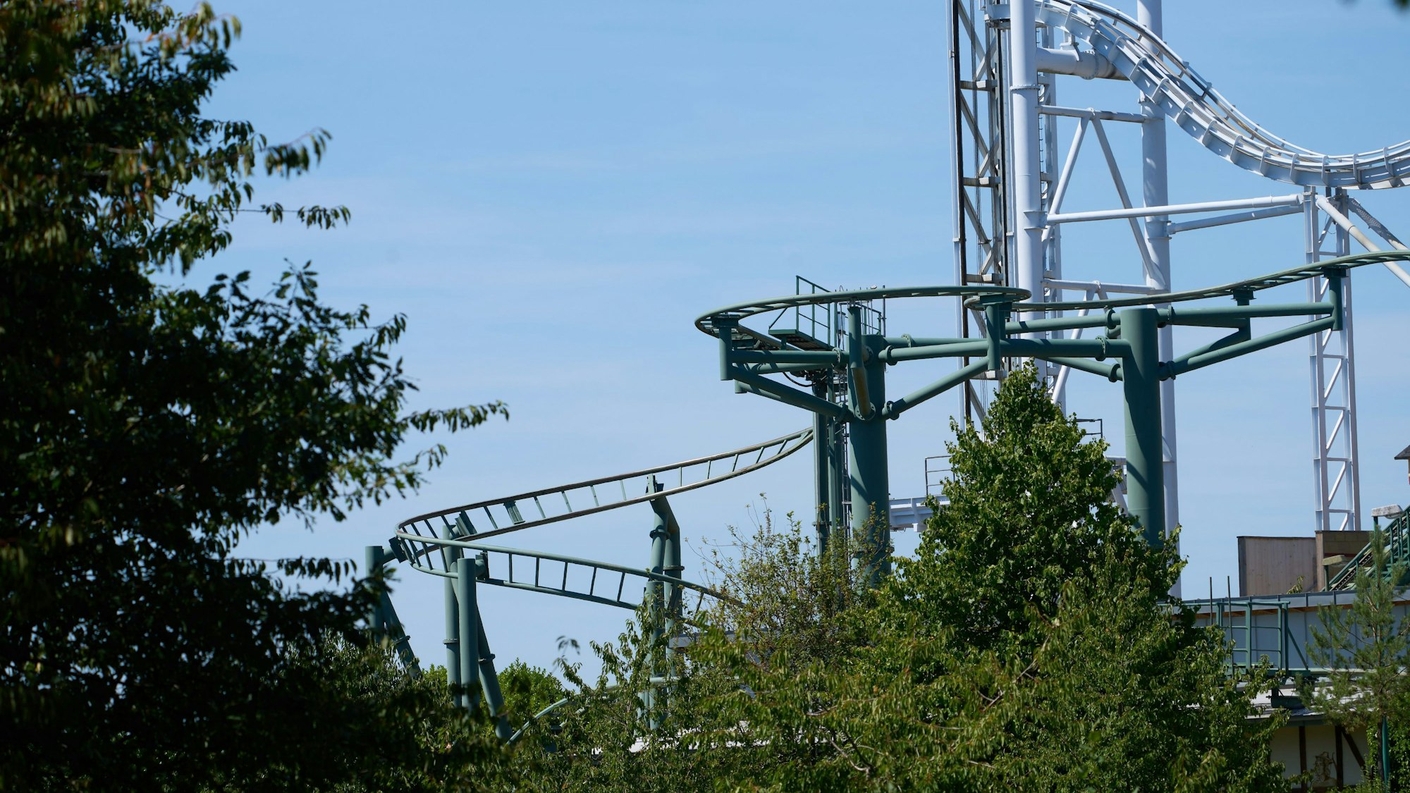 Nach einem tödlichen Unfall auf der Achterbahn ist der Wild- und Freizeitpark in Klotten geschlossen.