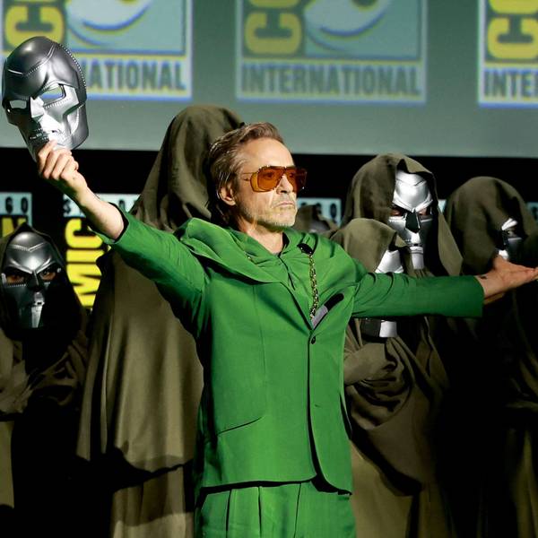 SAN DIEGO, KALIFORNIEN - 27. JULI: Robert Downey Jr. spricht auf der Bühne beim Marvel Studios Panel während der Comic-Con International 2024 im San Diego Convention Center am 27. Juli 2024 in San Diego, Kalifornien.