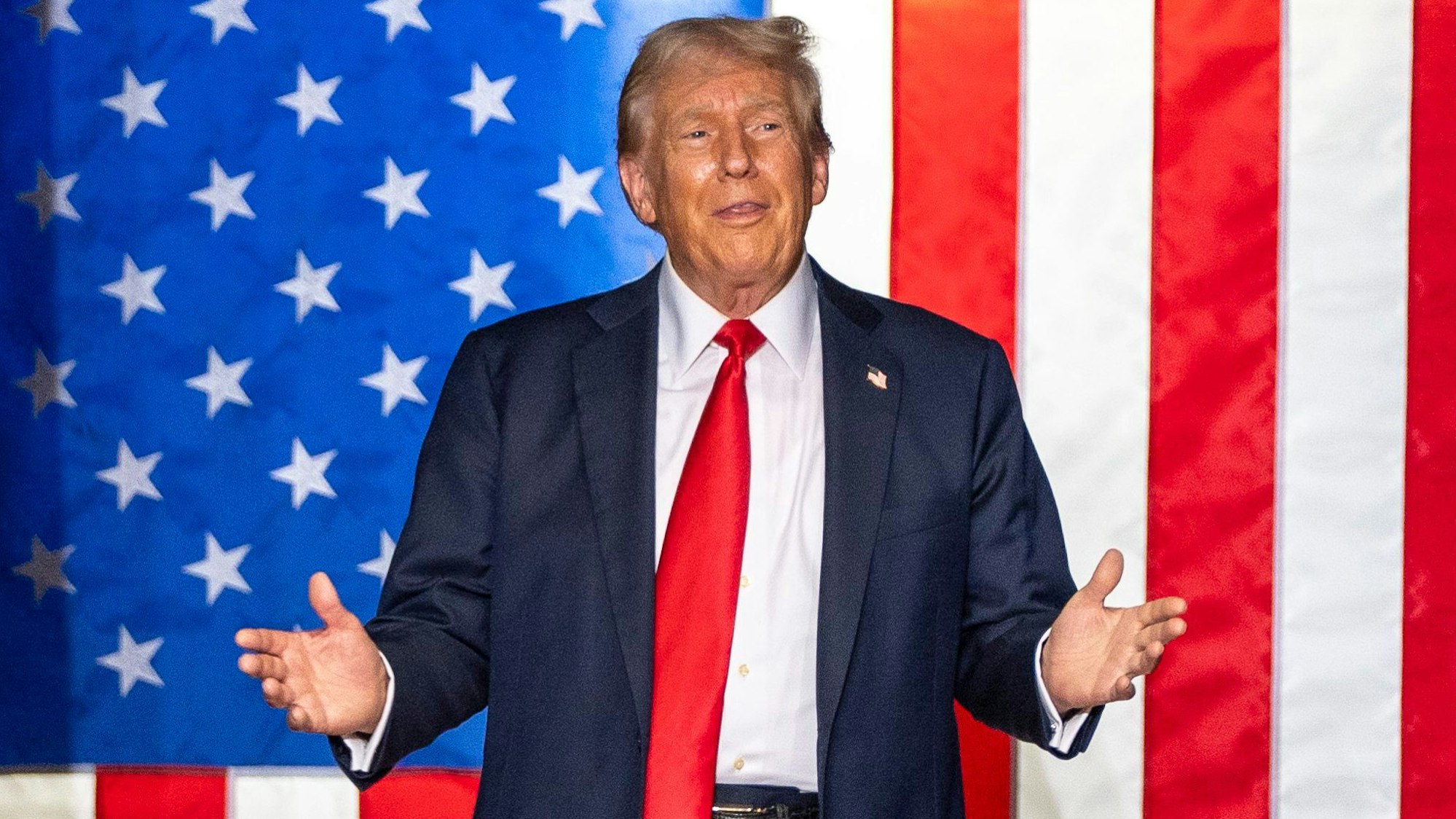 Der republikanische US-Präsidentschaftskandidat und frühere US-Präsident Donald Trump kommt zu einer Wahlkampfveranstaltung in St. Cloud, Minnesota. (Archivbild)