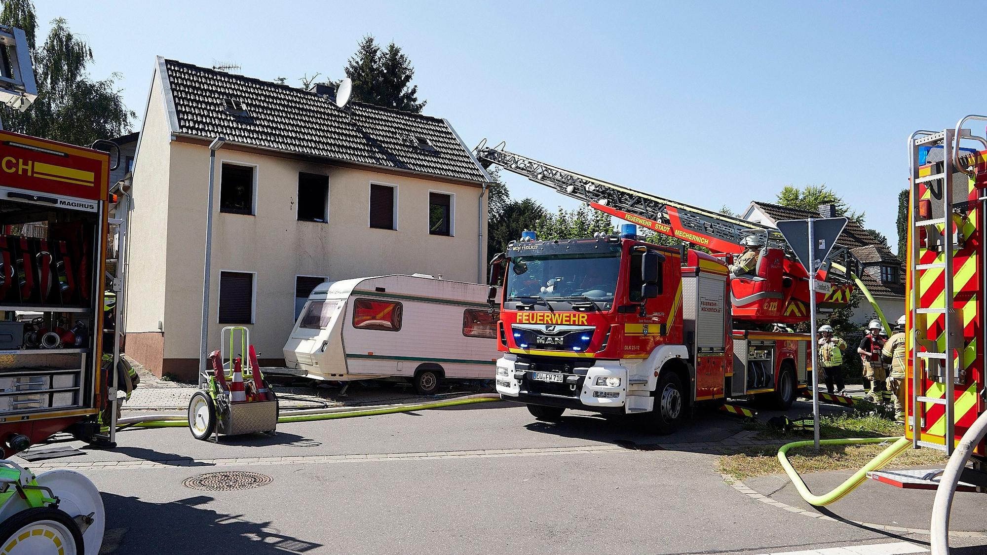 Nur Sach-, aber keinen Personenschaden gab es bei einem Gebäudebrand in Breitenbenden.
