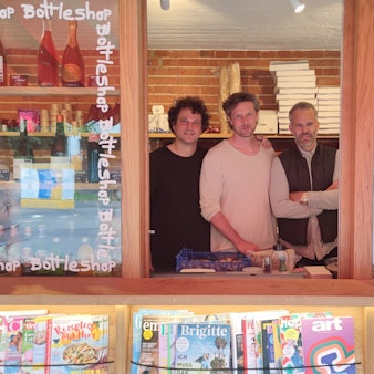 Die Betreiber des Büdchens Marienburg (v.l.n.r.): Anton Jurina, Sven-Oliver Pink, und Ben Ruedinger.