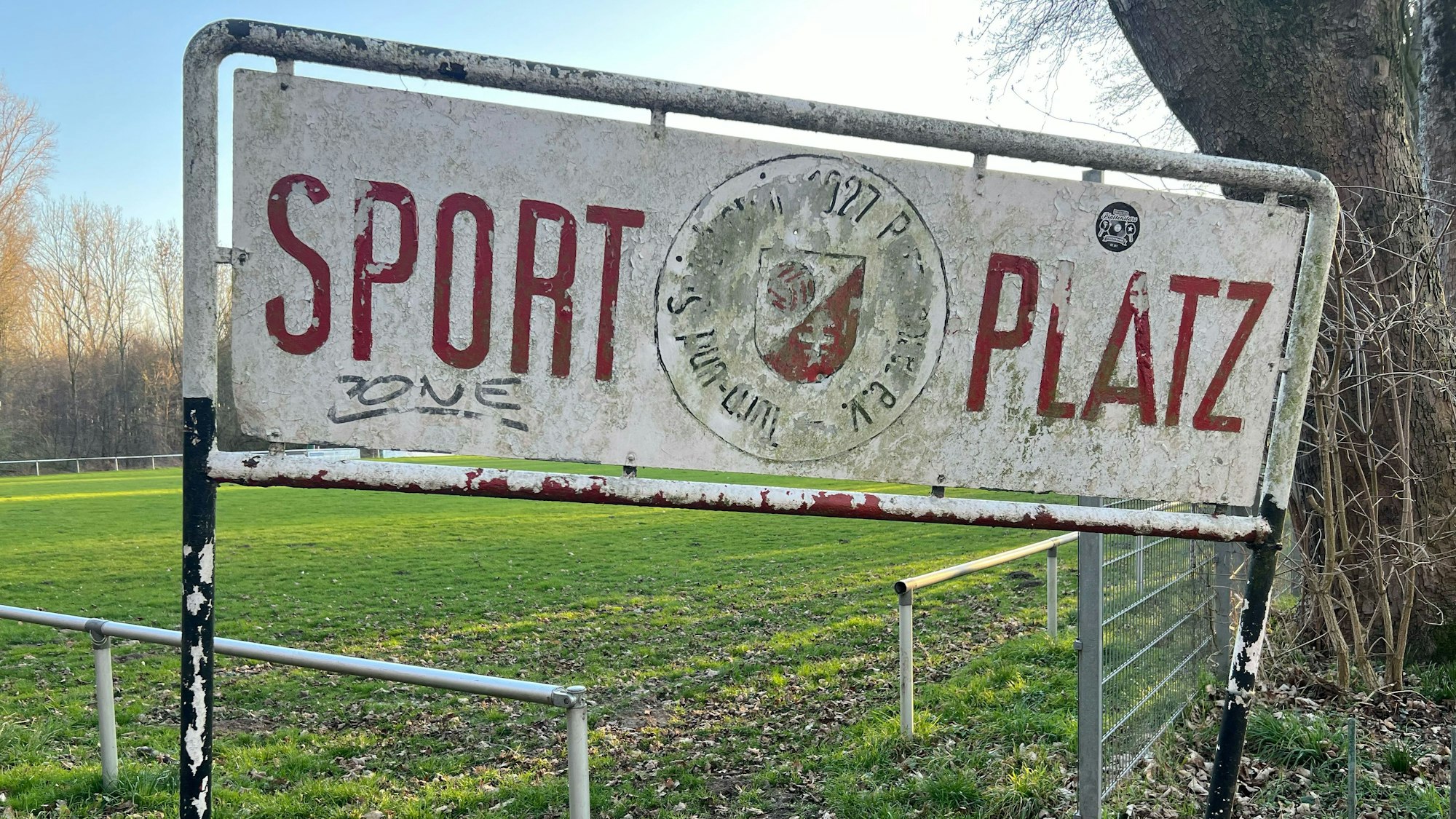 Sportplatz von TuS Langel in Porz-Langel.