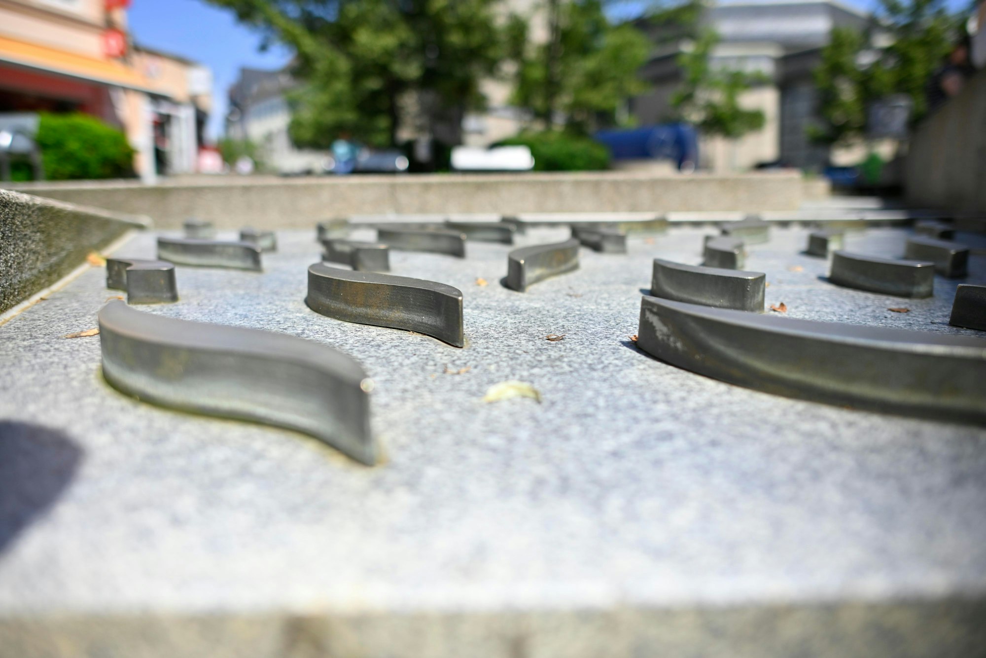 Wasserlauf in Gummersbach ohne Wasser.